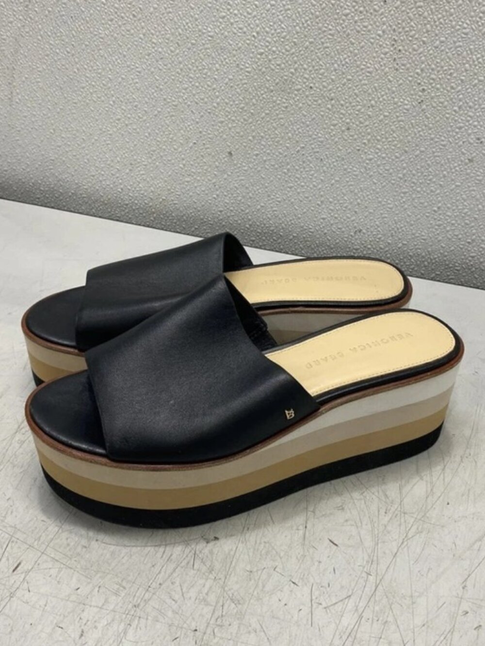 Veronica Beard Eunise Leather Wedge Platform Sandals Black Size 8.5